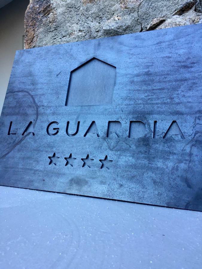 La Guardia Giglio Porto
